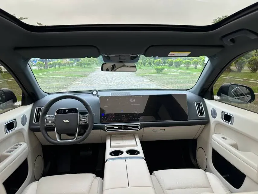 2024 Li L6 Range Extended 154HP L4 REEV 36.8KWH,autocango,china used car exporter,china ev exporter,chinese used car exporter,chinese used ev exporter