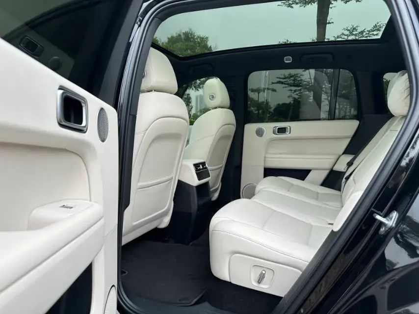 2024 Li L6 Range Extended 154HP L4 REEV 36.8KWH,autocango,china used car exporter,china ev exporter,chinese used car exporter,chinese used ev exporter