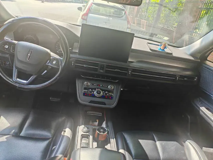 2020 Lincoln Corsair 2.0T 245HP L4 8AT,autocango,china used car exporter,china ev exporter,chinese used car exporter,chinese used ev exporter