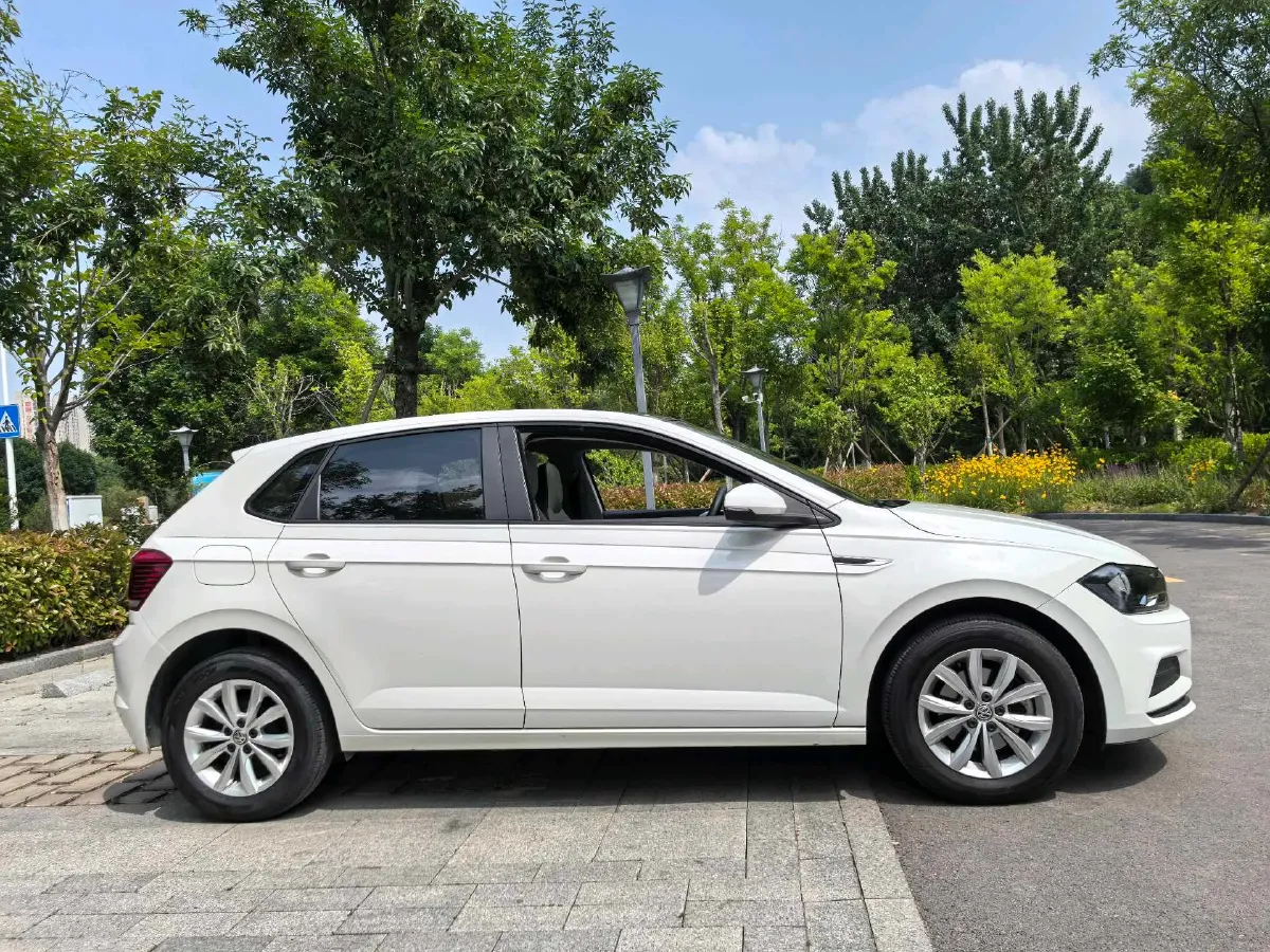 2019 Volkswagen Polo 1.5L 113HP L4 6AT,autocango,china used car exporter,china ev exporter,chinese used car exporter,chinese used ev exporter