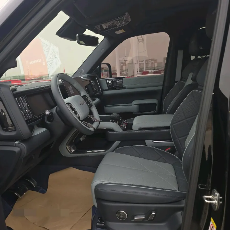 2024 FangChengBao Bao 5 1.5T 194HP L4 E-CVT PHEV 31.8KWH,autocango,china used car exporter,china ev exporter,chinese used car exporter,chinese used ev exporter