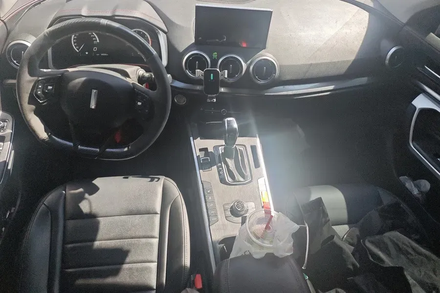 2019 WEY VV5 2.0T 197HP L4 7DCT,autocango,china used car exporter,china ev exporter,chinese used car exporter,chinese used ev exporter