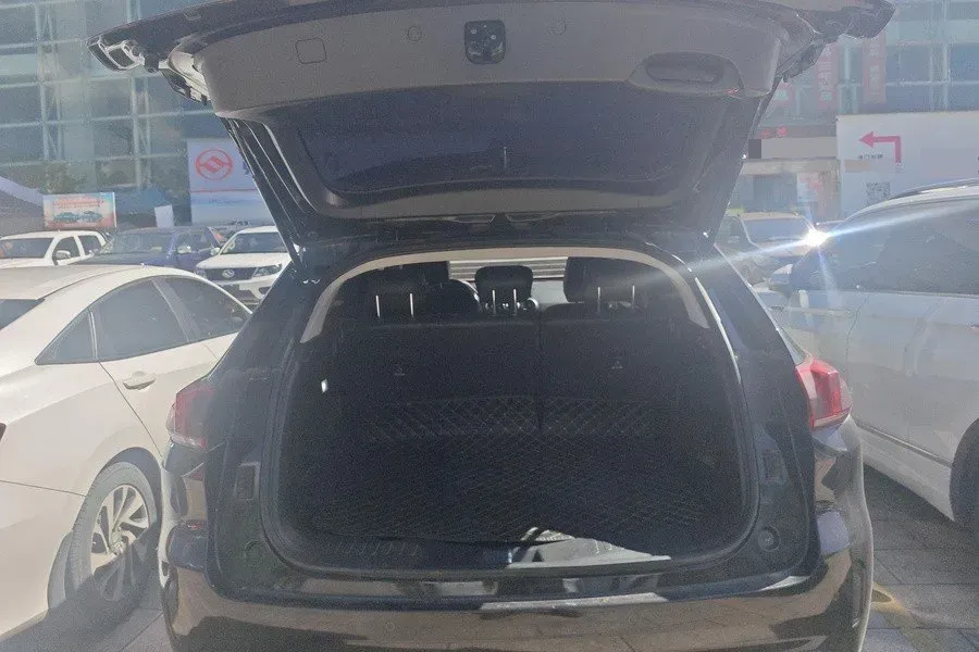 2019 WEY VV5 2.0T 197HP L4 7DCT,autocango,china used car exporter,china ev exporter,chinese used car exporter,chinese used ev exporter