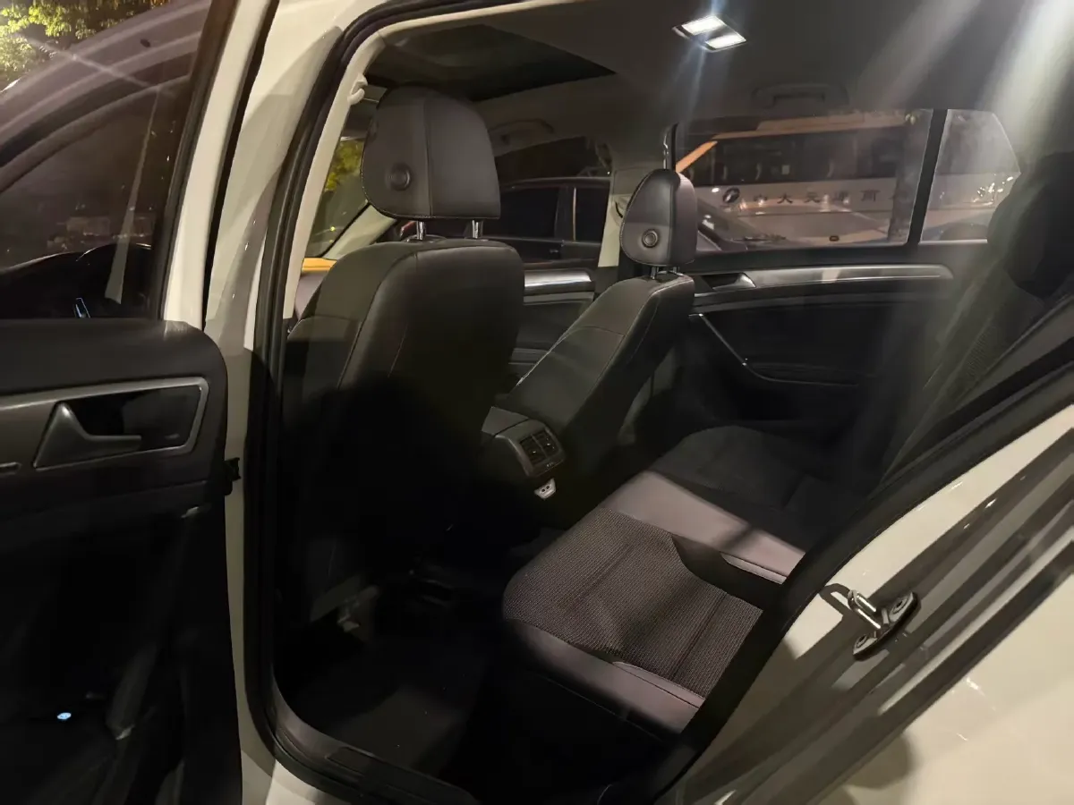 2019 Volkswagen Golf 1.4T 150HP L4 7DCT,autocango,china used car exporter,china ev exporter,chinese used car exporter,chinese used ev exporter