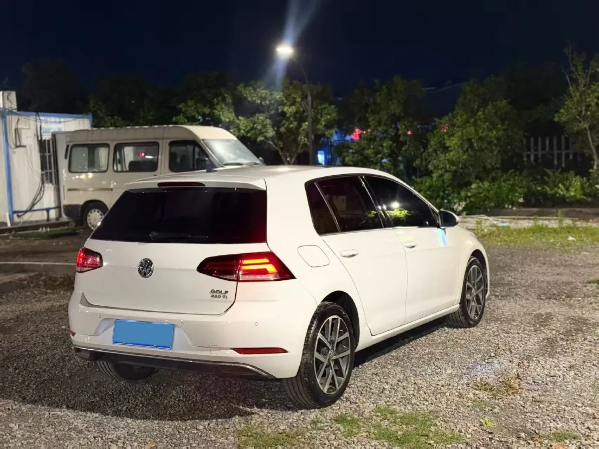 2019 Volkswagen Golf 1.4T 150HP L4 7DCT,autocango,china used car exporter,china ev exporter,chinese used car exporter,chinese used ev exporter