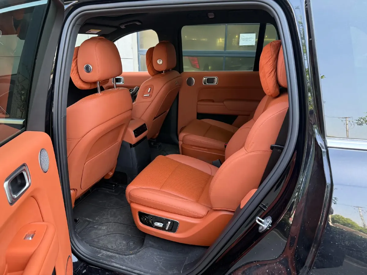 2024 Li L9 Range Extended 154HP REEV 52.3KWH,autocango,china used car exporter,china ev exporter,chinese used car exporter,chinese used ev exporter