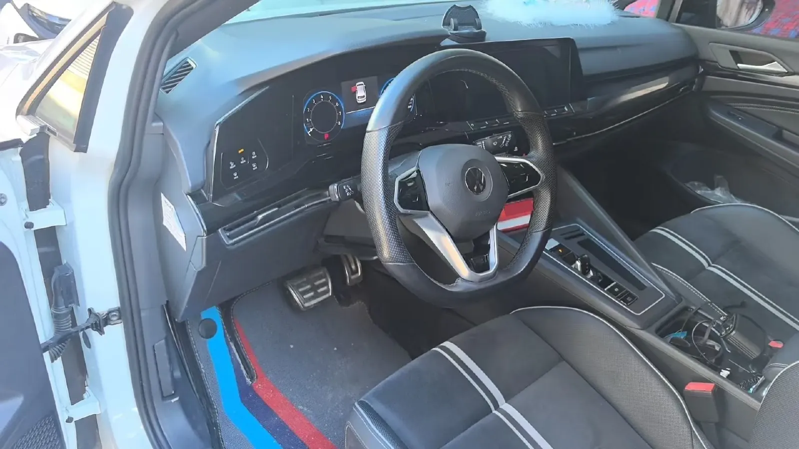 2023 Volkswagen Golf 1.4T 150HP L4 7DCT,autocango,china used car exporter,china ev exporter,chinese used car exporter,chinese used ev exporter