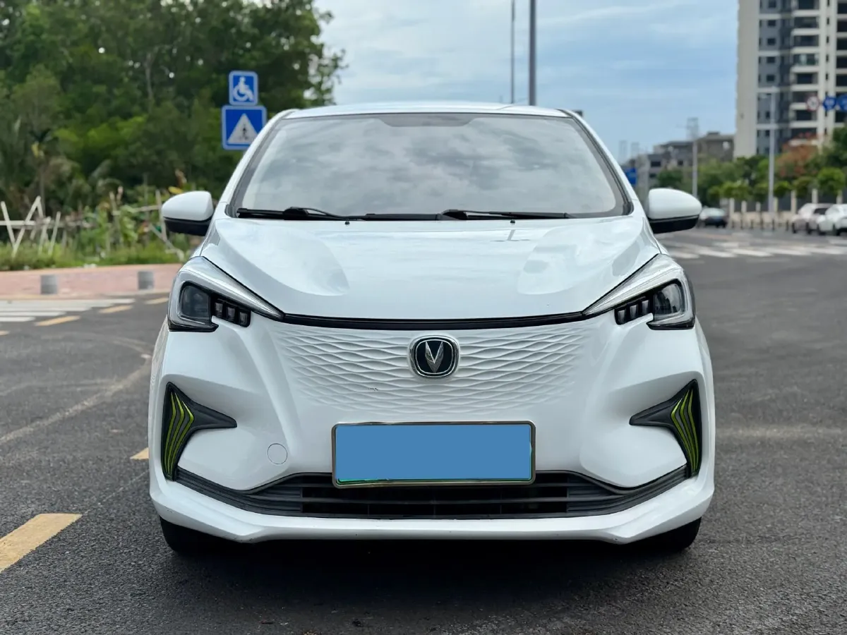 2020 ChangAn BenBen E-Star BEV 32.2KWH,autocango,china used car exporter,china ev exporter,chinese used car exporter,chinese used ev exporter