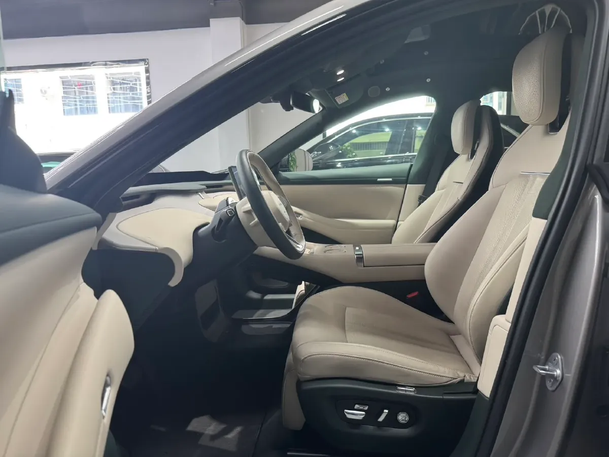 2025 MI YU7 BEV 101.7KWH,autocango,china used car exporter,china ev exporter,chinese used car exporter,chinese used ev exporter