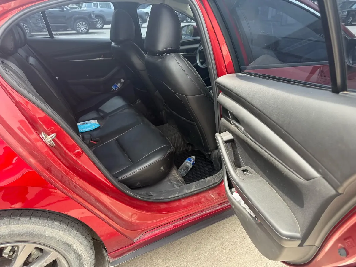 2020 Mazda 3 Axela 1.5L 117HP L4 6AT,autocango,china used car exporter,china ev exporter,chinese used car exporter,chinese used ev exporter