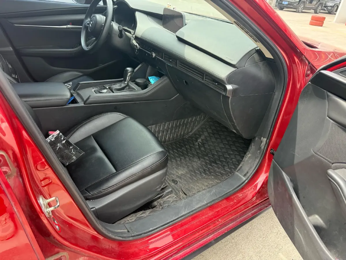 2020 Mazda 3 Axela 1.5L 117HP L4 6AT,autocango,china used car exporter,china ev exporter,chinese used car exporter,chinese used ev exporter