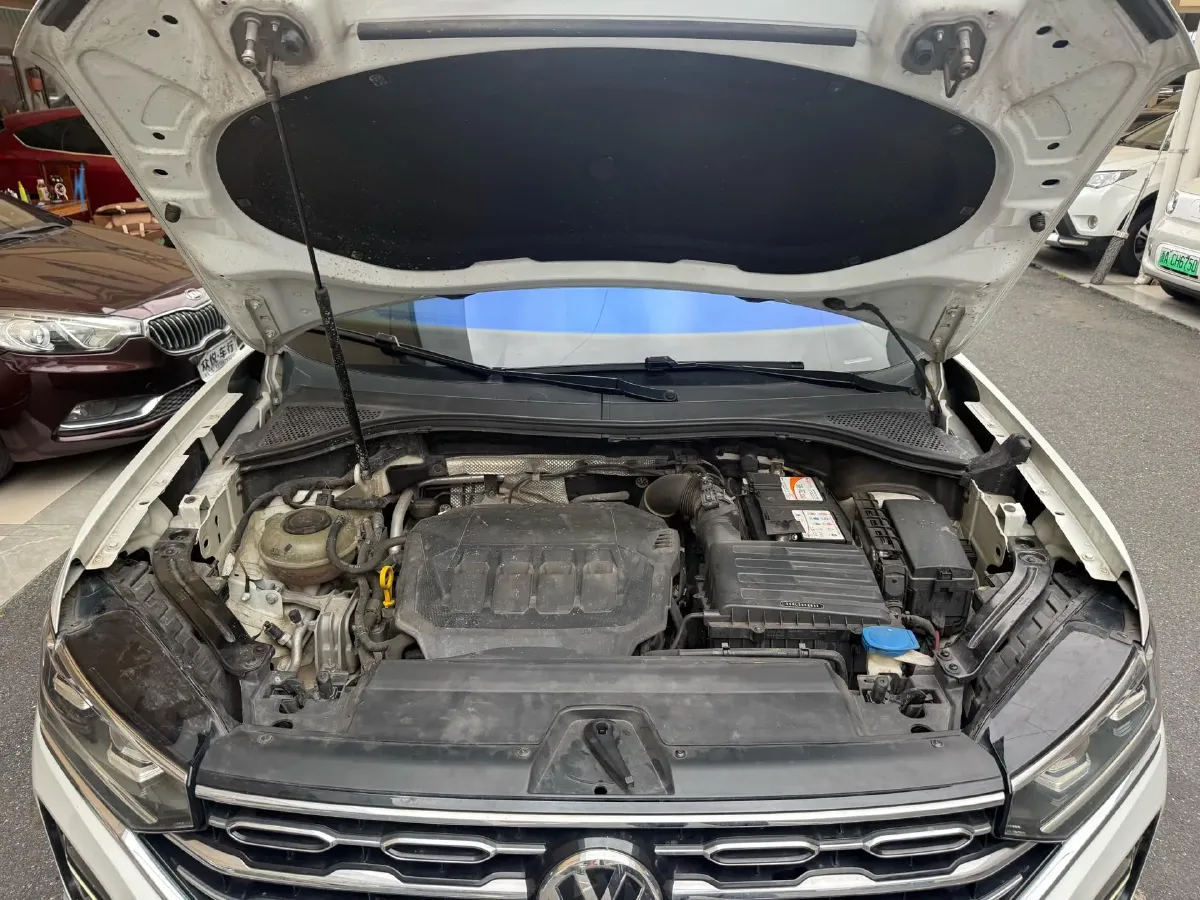 2020 Volkswagen Tayron 2.0T 186HP L4 7DCT,autocango,china used car exporter,china ev exporter,chinese used car exporter,chinese used ev exporter
