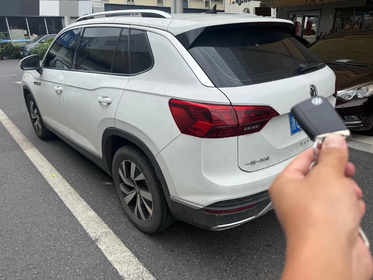 2020 Volkswagen Tayron 2.0T 186HP L4 7DCT,autocango,china used car exporter,china ev exporter,chinese used car exporter,chinese used ev exporter