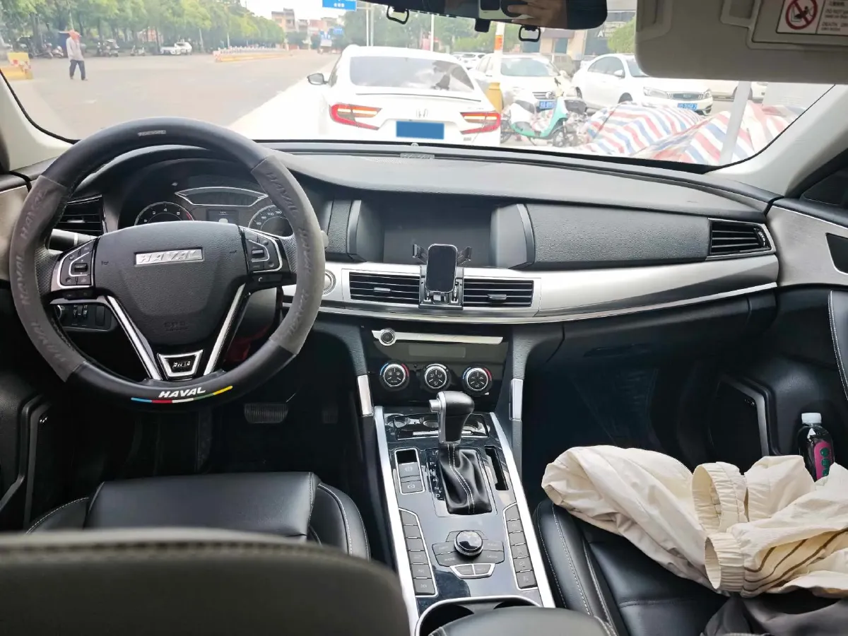 2018 Haval H7 2.0T 231HP L4 6DCT,autocango,china used car exporter,china ev exporter,chinese used car exporter,chinese used ev exporter