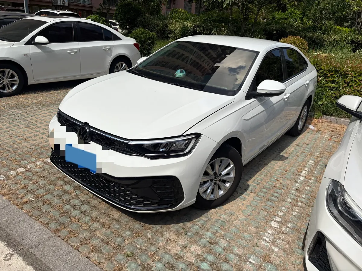 2025 Volkswagen Lavida 1.5L 110HP L4 6AT,autocango,china used car exporter,china ev exporter,chinese used car exporter,chinese used ev exporter