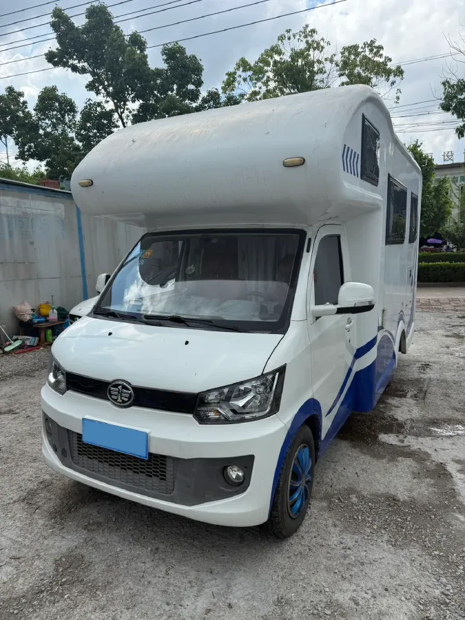 2015 FAW Liberation T80 1.5L 102HP L4 5MT,autocango,china used car exporter,china ev exporter,chinese used car exporter,chinese used ev exporter