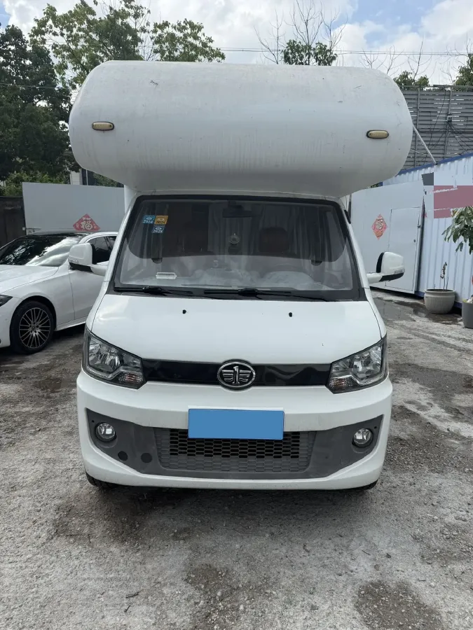 2015 FAW Liberation T80 1.5L 102HP L4 5MT,autocango,china used car exporter,china ev exporter,chinese used car exporter,chinese used ev exporter