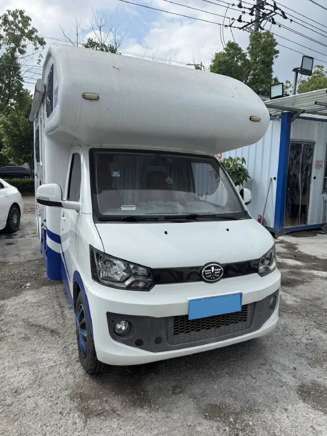 2015 FAW Liberation T80 1.5L 102HP L4 5MT,autocango,china used car exporter,china ev exporter,chinese used car exporter,chinese used ev exporter