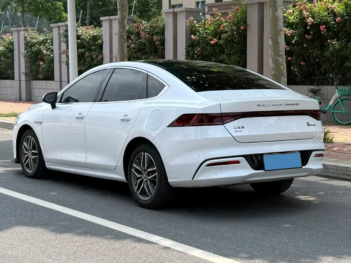 2021 Haval F7 1.5T 169HP L4 7DCT,autocango,china used car exporter,china ev exporter,chinese used car exporter,chinese used ev exporter