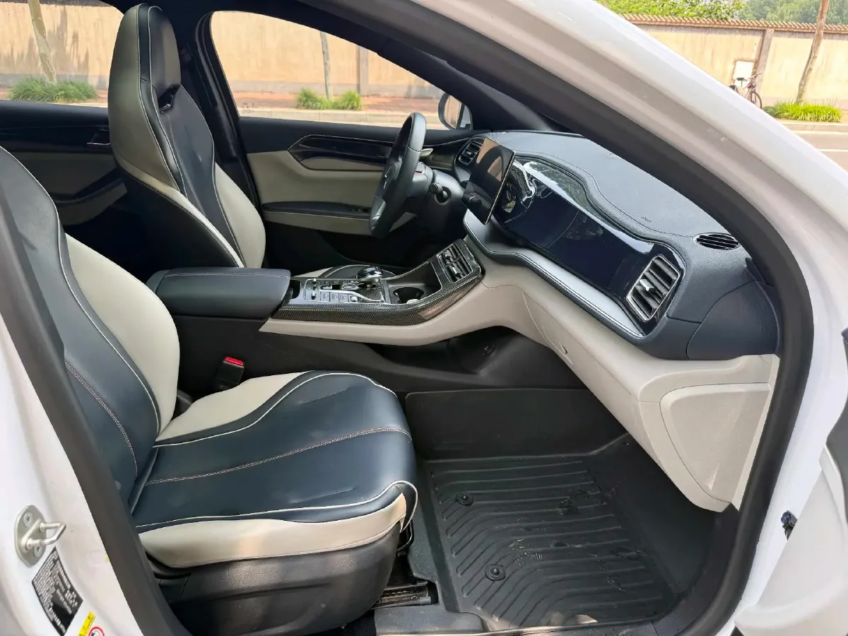 2021 Haval F7 1.5T 169HP L4 7DCT,autocango,china used car exporter,china ev exporter,chinese used car exporter,chinese used ev exporter
