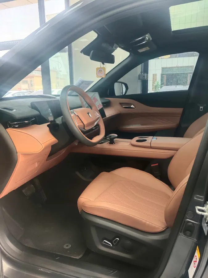2025 ChangAn UNI-Z 1.5L 98HP L4 E-CVT PHEV 18.4KWH,autocango,china used car exporter,china ev exporter,chinese used car exporter,chinese used ev exporter