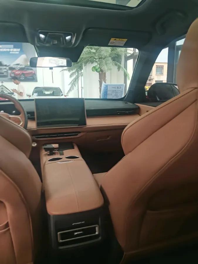 2025 ChangAn UNI-Z 1.5L 98HP L4 E-CVT PHEV 18.4KWH,autocango,china used car exporter,china ev exporter,chinese used car exporter,chinese used ev exporter