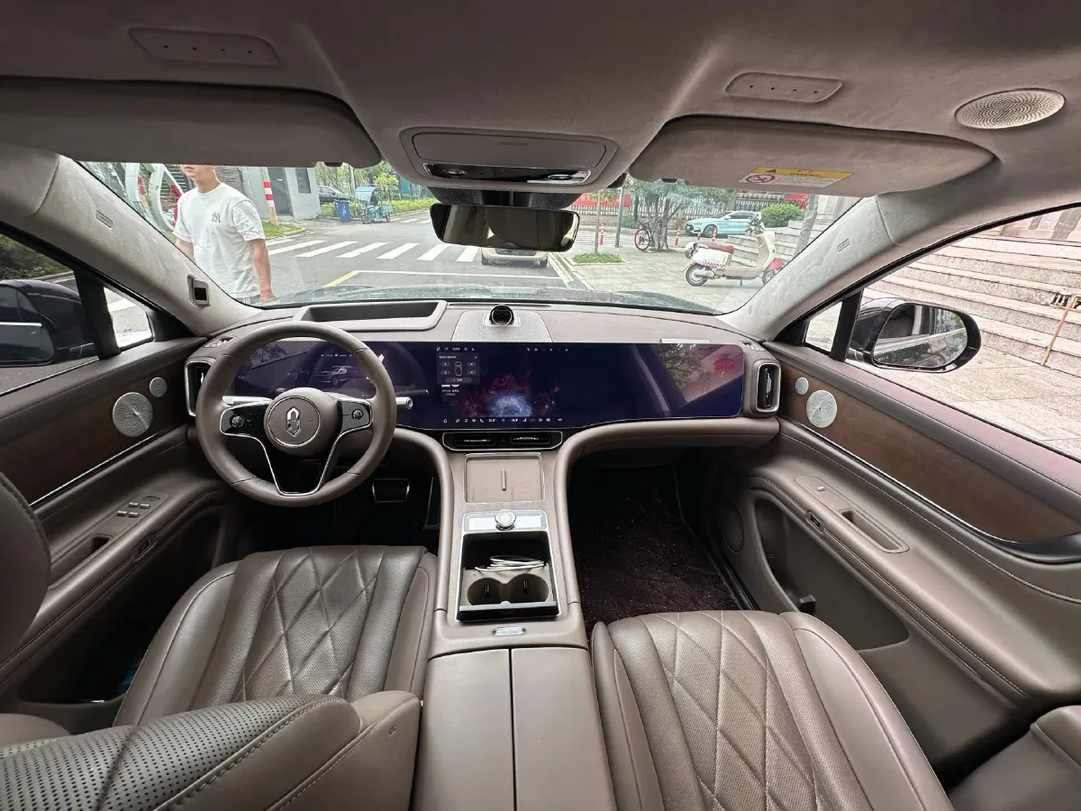2024 AITO AITO M9 1.5T 152HP L4 REEV 42KWH,autocango,china used car exporter,china ev exporter,chinese used car exporter,chinese used ev exporter