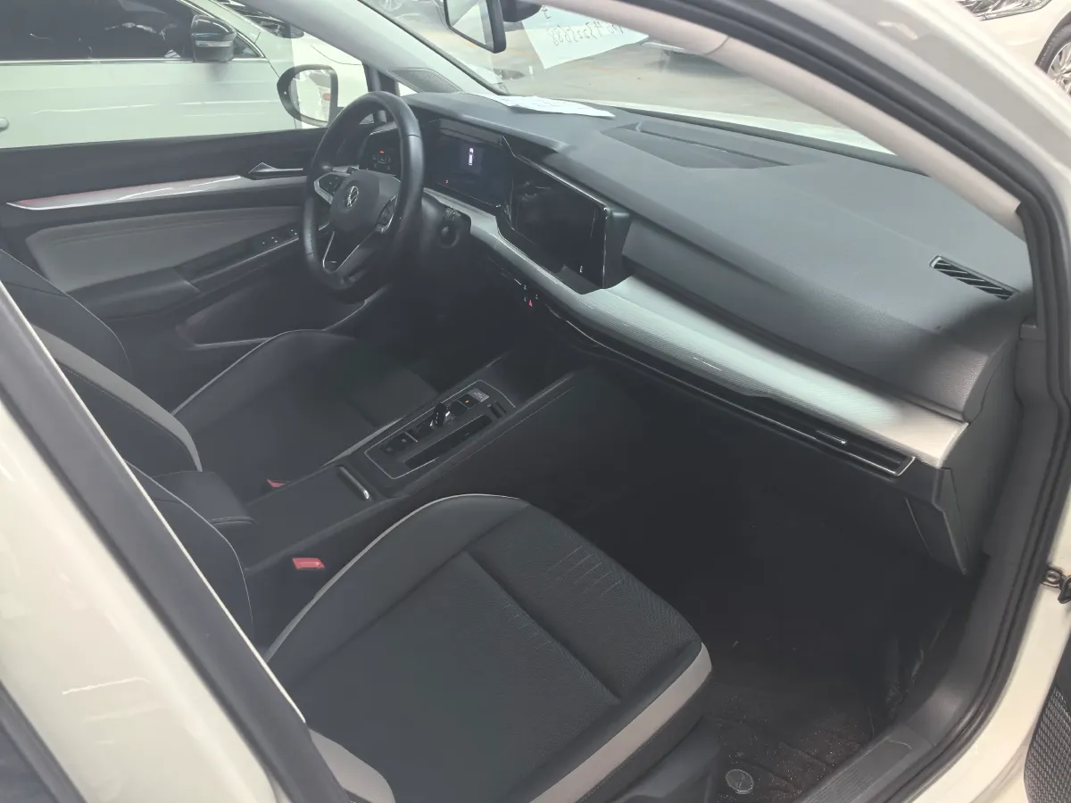 2021 Volkswagen Golf 1.4T 150HP L4 7DCT,autocango,china used car exporter,china ev exporter,chinese used car exporter,chinese used ev exporter