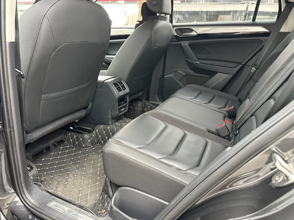 2022 Volkswagen Tayron 2.0T 186HP L4 7DCT,autocango,china used car exporter,china ev exporter,chinese used car exporter,chinese used ev exporter