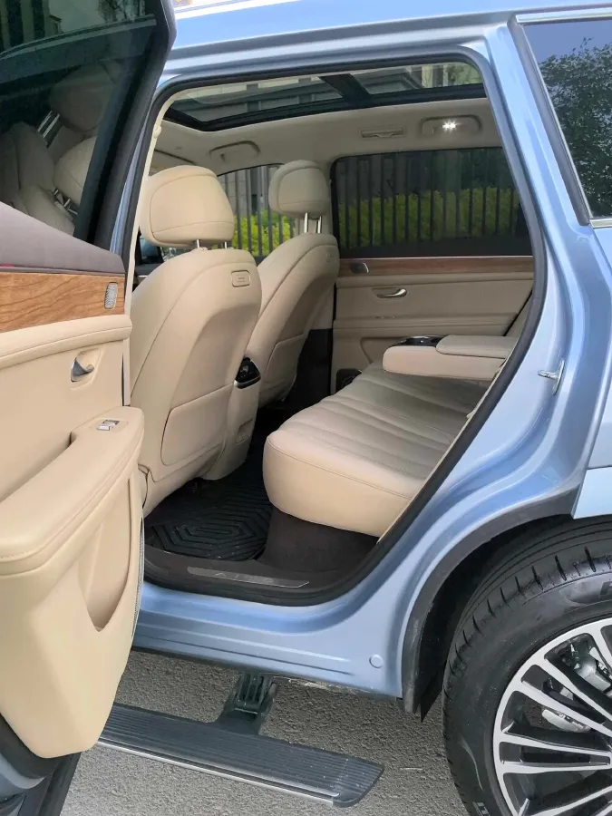 2023 HIMA AITO M5 1.5T 152HP L4 REEV 40KWH,autocango,china used car exporter,china ev exporter,chinese used car exporter,chinese used ev exporter
