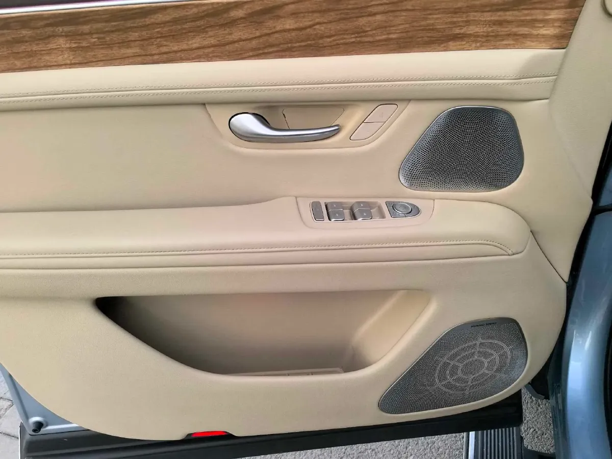 2023 HIMA AITO M5 1.5T 152HP L4 REEV 40KWH,autocango,china used car exporter,china ev exporter,chinese used car exporter,chinese used ev exporter