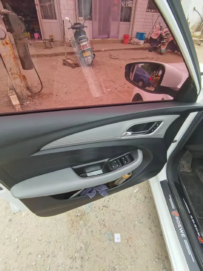 2018 Roewe Ei5 BEV 35KWH,autocango,china used car exporter,china ev exporter,chinese used car exporter,chinese used ev exporter