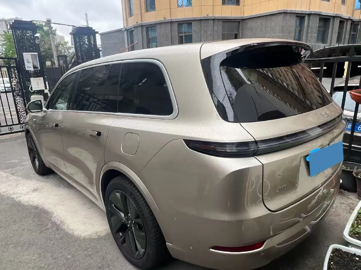 2023 Li L9 Range Extended 154HP REEV 42.6KWH,autocango,china used car exporter,china ev exporter,chinese used car exporter,chinese used ev exporter