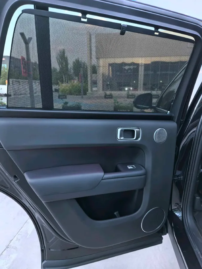 2022 Li L9 Range Extended 154HP REEV 42.6KWH,autocango,china used car exporter,china ev exporter,chinese used car exporter,chinese used ev exporter