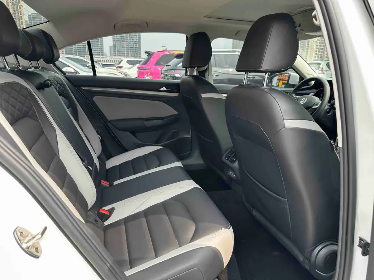 2023 Volkswagen Bora 1.4T 150HP L4 7DCT,autocango,china used car exporter,china ev exporter,chinese used car exporter,chinese used ev exporter