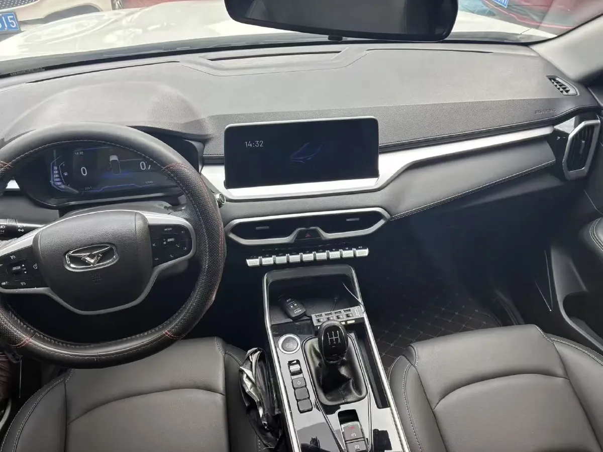 2020 KaiYi XuanJie 1.5L 116HP L4 5MT,autocango,china used car exporter,china ev exporter,chinese used car exporter,chinese used ev exporter