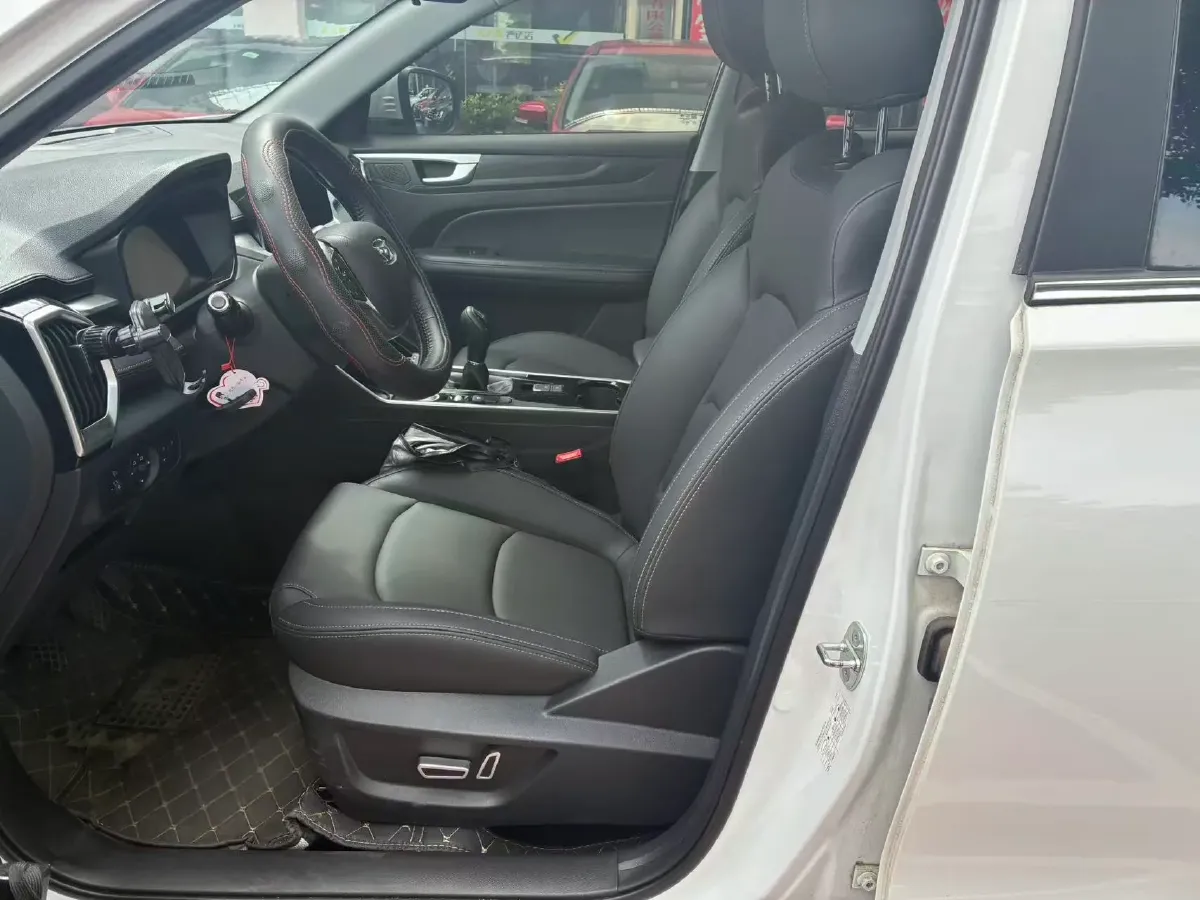 2020 KaiYi XuanJie 1.5L 116HP L4 5MT,autocango,china used car exporter,china ev exporter,chinese used car exporter,chinese used ev exporter