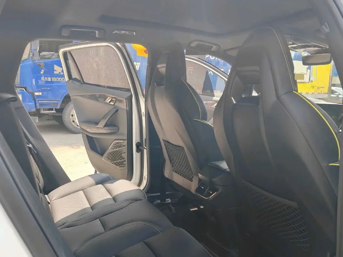 2023 LYNK&CO 06 1.5T 181HP L4 7DCT,autocango,china used car exporter,china ev exporter,chinese used car exporter,chinese used ev exporter