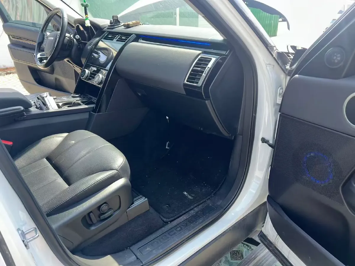 2017 Land Rover Discovery 3.0T 340HP V6 8AT,autocango,china used car exporter,china ev exporter,chinese used car exporter,chinese used ev exporter