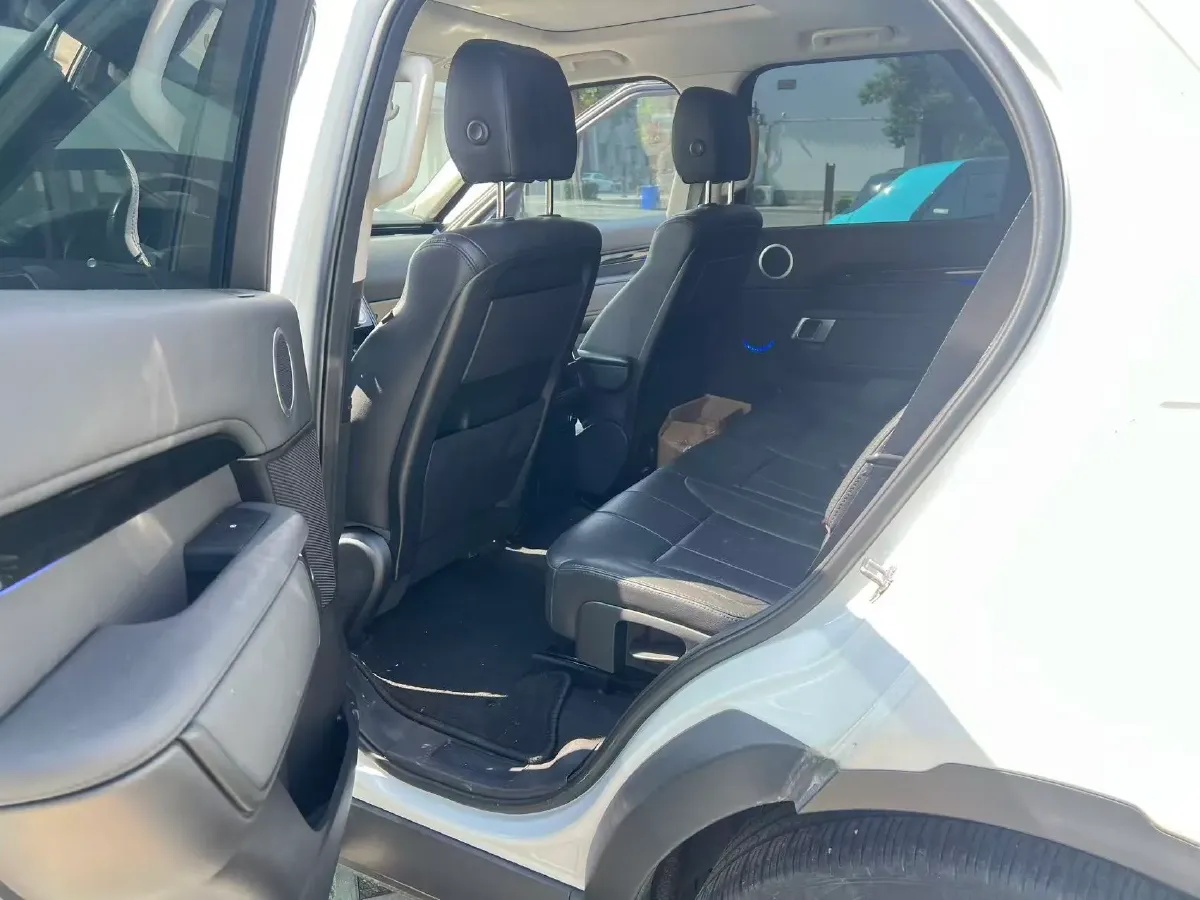 2017 Land Rover Discovery 3.0T 340HP V6 8AT,autocango,china used car exporter,china ev exporter,chinese used car exporter,chinese used ev exporter