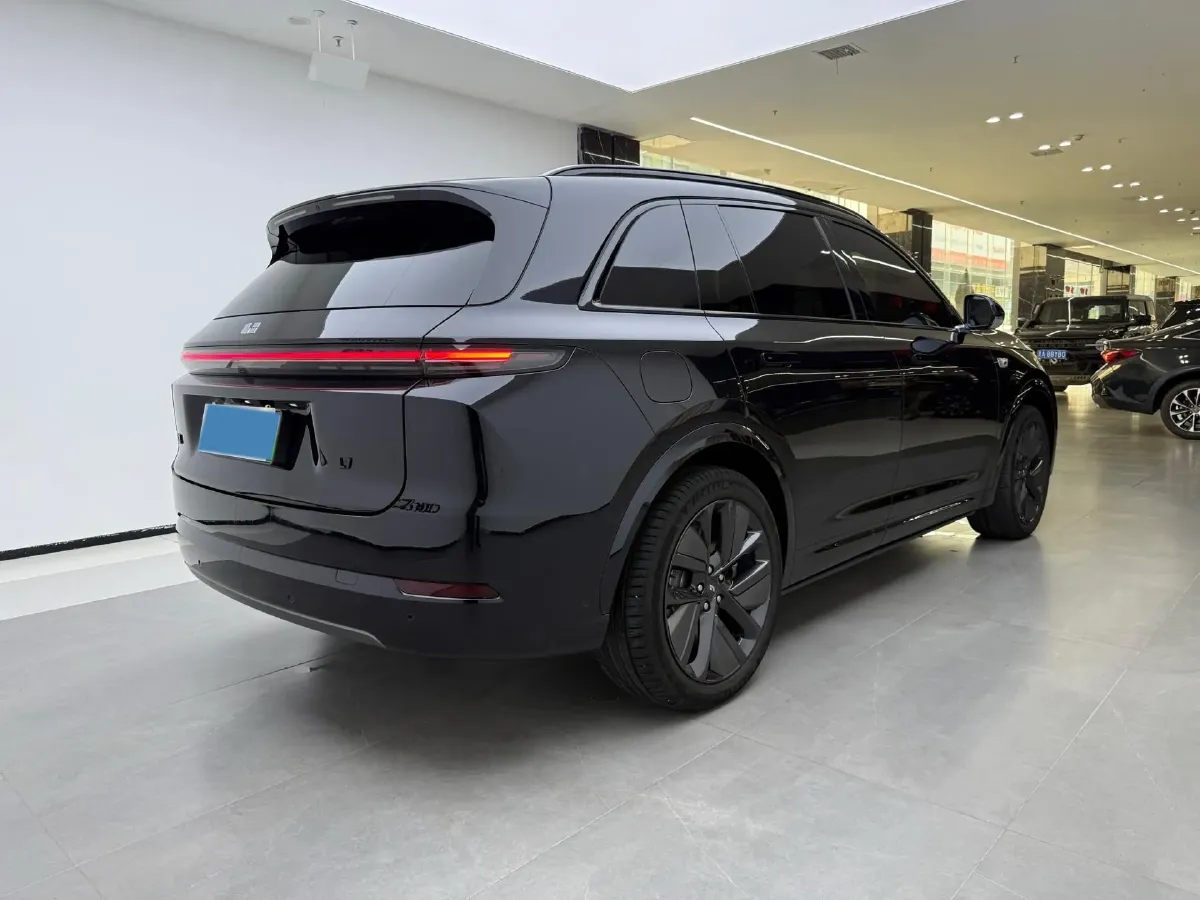 2024 Li L8 Range Extended 154HP REEV 42.8KWH,autocango,china used car exporter,china ev exporter,chinese used car exporter,chinese used ev exporter
