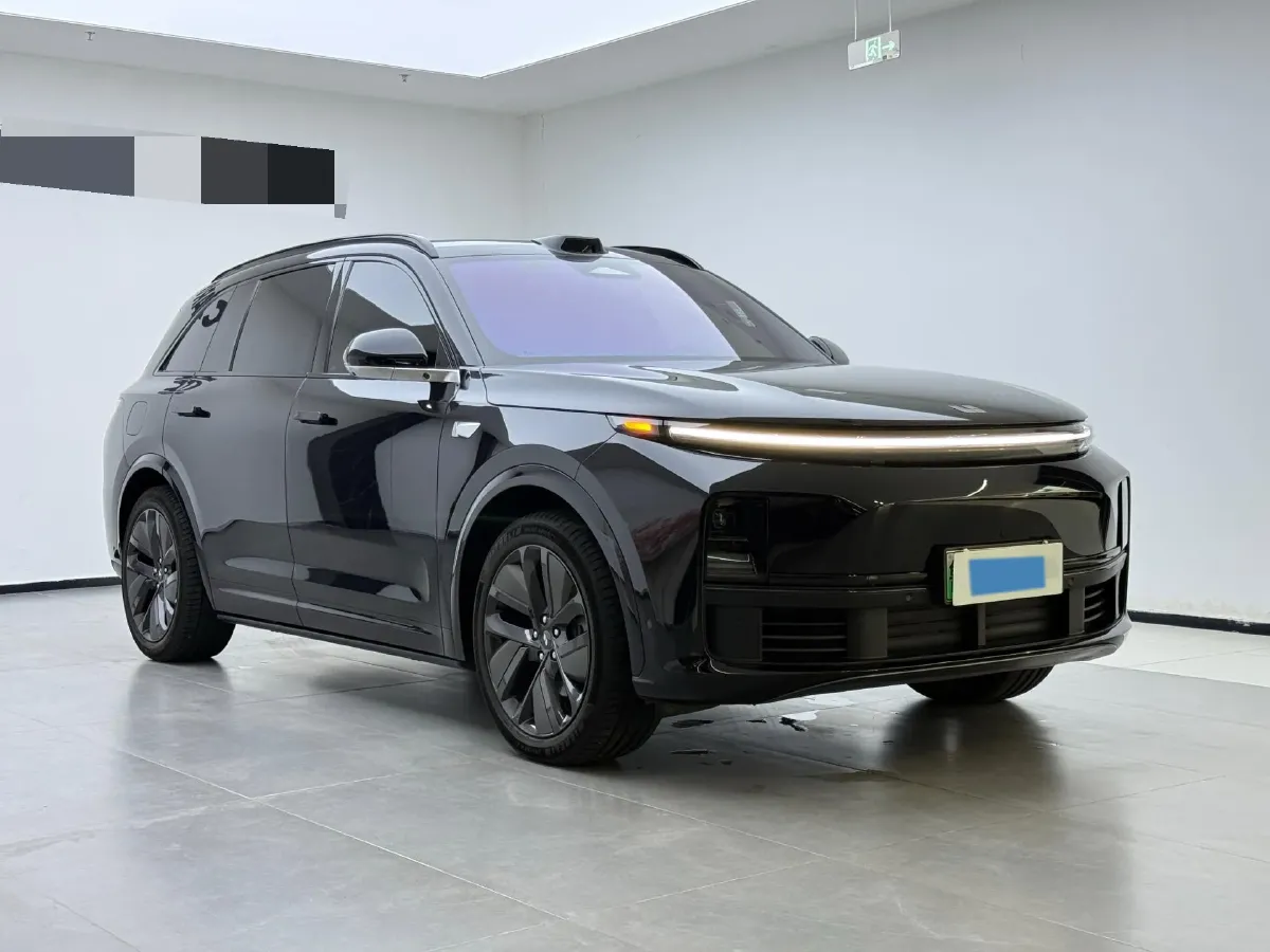 2024 Li L8 Range Extended 154HP REEV 42.8KWH,autocango,china used car exporter,china ev exporter,chinese used car exporter,chinese used ev exporter