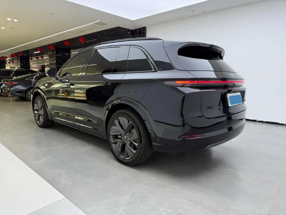 2024 Li L8 Range Extended 154HP REEV 42.8KWH,autocango,china used car exporter,china ev exporter,chinese used car exporter,chinese used ev exporter