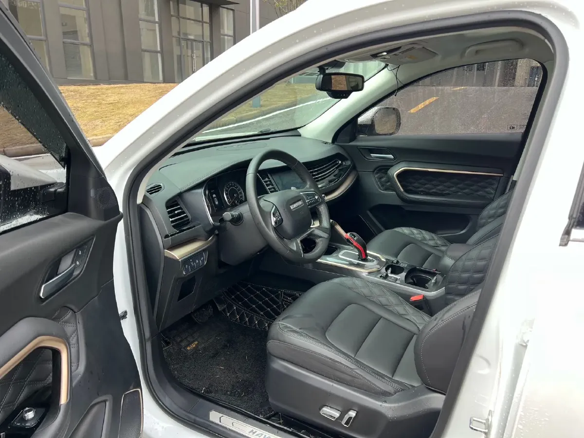2020 Haval H6 1.5T 169HP L4 7DCT,autocango,china used car exporter,china ev exporter,chinese used car exporter,chinese used ev exporter