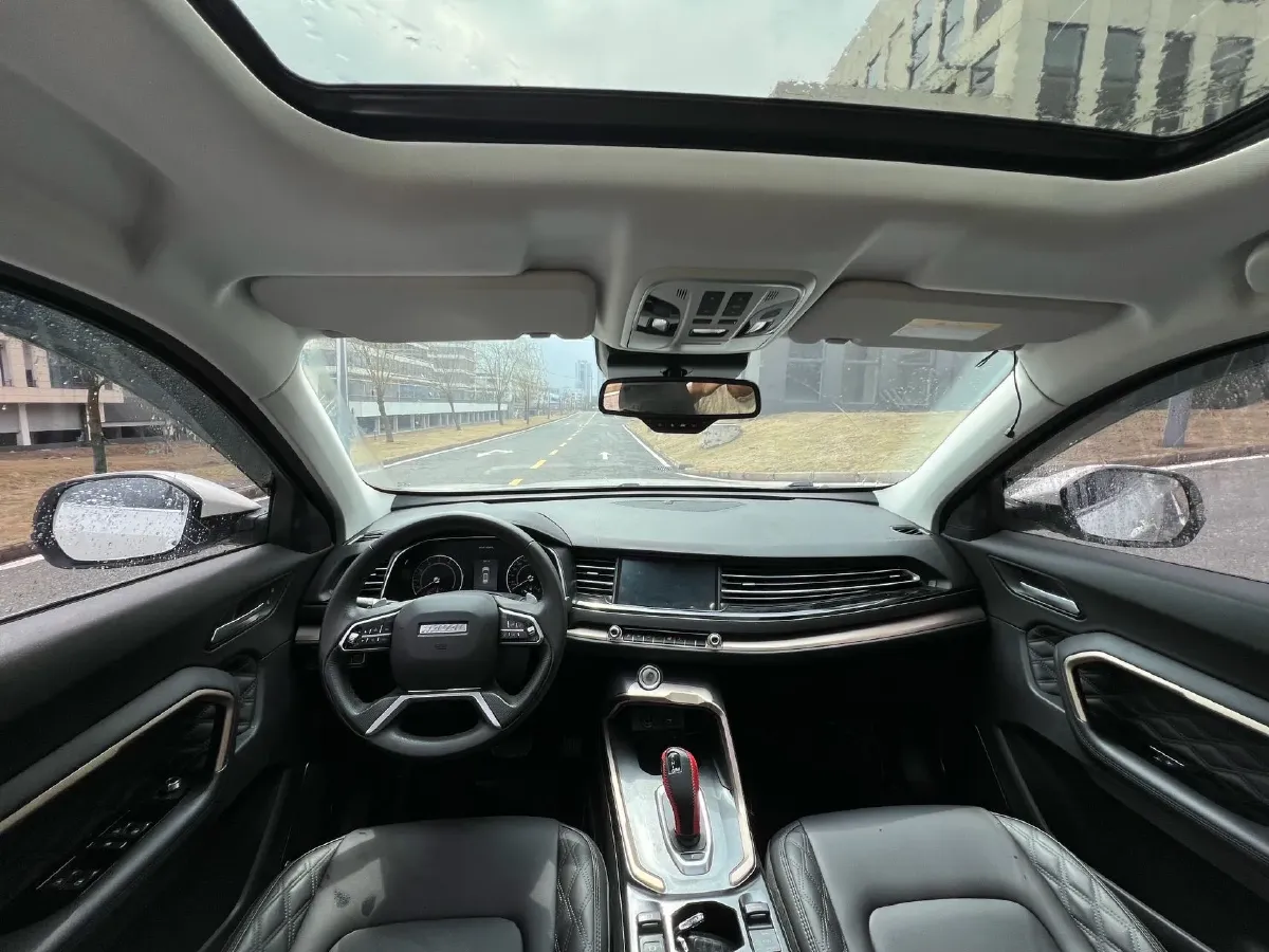 2020 Haval H6 1.5T 169HP L4 7DCT,autocango,china used car exporter,china ev exporter,chinese used car exporter,chinese used ev exporter
