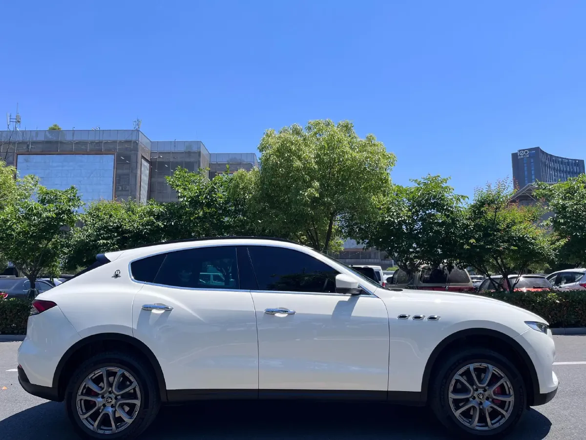 2021 Maserati Levante 3.0T 350HP V6 8AT,autocango,china used car exporter,china ev exporter,chinese used car exporter,chinese used ev exporter