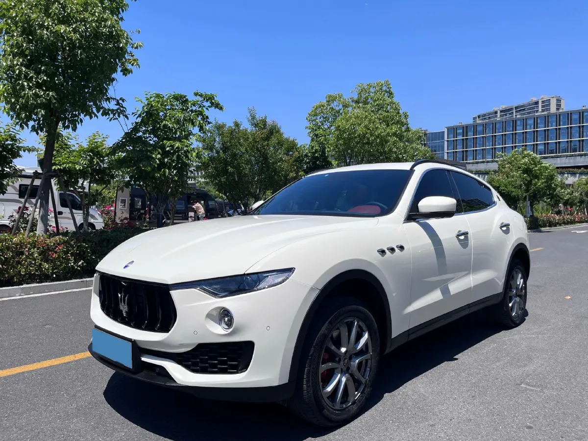2021 Maserati Levante 3.0T 350HP V6 8AT,autocango,china used car exporter,china ev exporter,chinese used car exporter,chinese used ev exporter