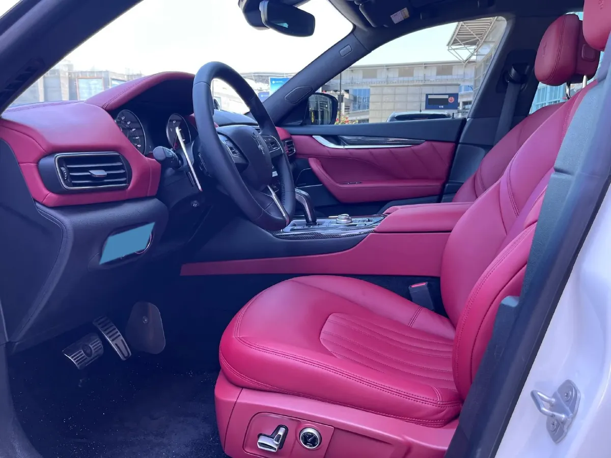2021 Maserati Levante 3.0T 350HP V6 8AT,autocango,china used car exporter,china ev exporter,chinese used car exporter,chinese used ev exporter