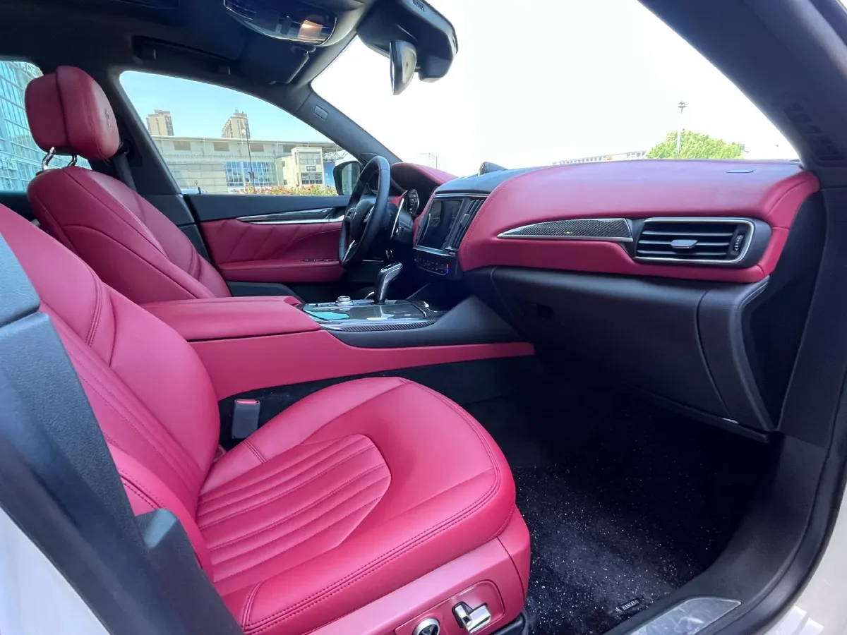 2021 Maserati Levante 3.0T 350HP V6 8AT,autocango,china used car exporter,china ev exporter,chinese used car exporter,chinese used ev exporter