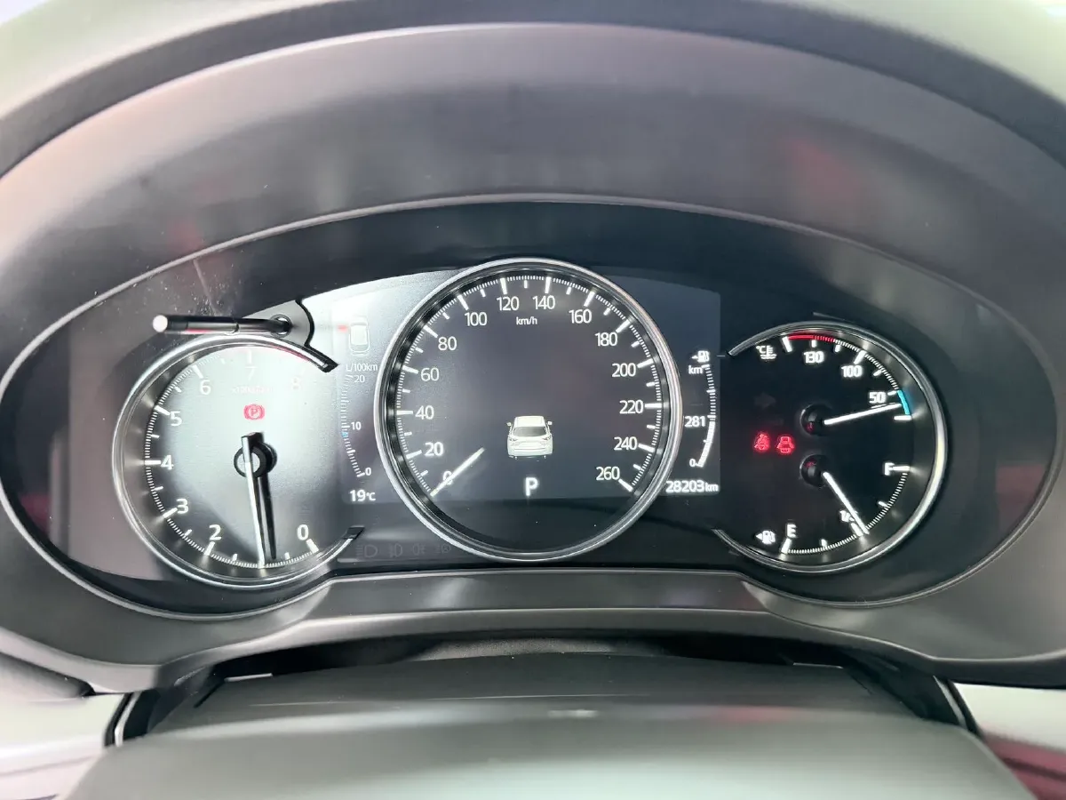 2022 Hyundai Tucson 2.0L 150HP L4 6AT Hybrid,autocango,china used car exporter,china ev exporter,chinese used car exporter,chinese used ev exporter